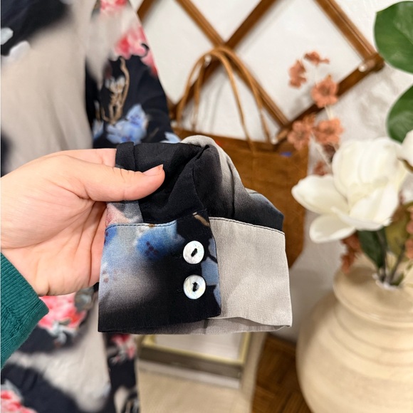 Marina Rinaldi Black and Pink Floral Blouse - Picture 3 of 6